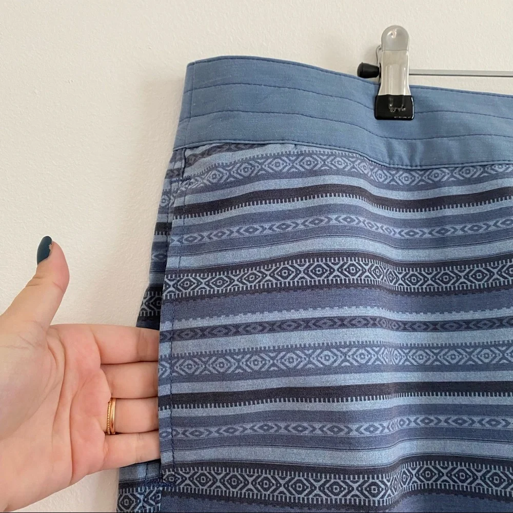 NWT Faherty Classic Boardshort 7” in Blue Falls Ikat sz XX-Large / 42 Drawstring